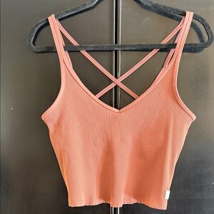 Vuori ribbed mauve pink tank size large